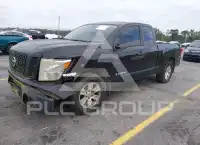 2018 Nissan TITAN фото