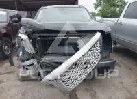 2018 Nissan TITAN фото