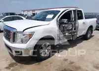 2018 Nissan TITAN photo