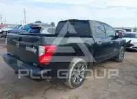 2018 Nissan TITAN фото