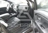 2018 Nissan TITAN фото