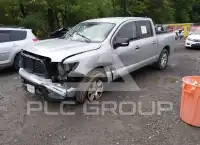 2018 Nissan TITAN photo