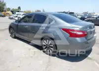 2018 Nissan ALTIMA фото