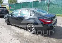 2018 Nissan ALTIMA фото
