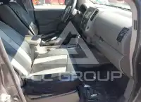 2018 Nissan FRONTIER photo