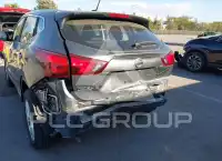 2018 Nissan ROGUE photo