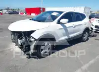 2018 Nissan ROGUE photo