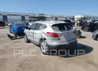 2018 Nissan ROGUE photo