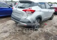 2018 Nissan KICKS photo