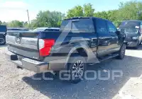 2018 Nissan TITAN фото