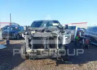 2018 Nissan TITAN фото