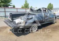 2018 Nissan TITAN фото
