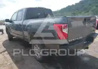 2018 Nissan TITAN photo