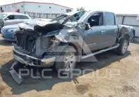 2018 Nissan TITAN фото