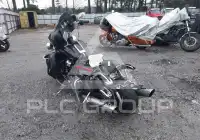 2018 Harley-Davidson FLHTCU фото
