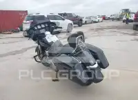 2018 Harley-Davidson FLHX фото