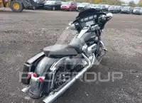 2018 Harley-Davidson FLHX photo