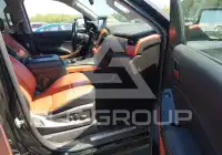 2018 Chevrolet Suburan фото