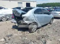 2018 Chevrolet Sonic фото