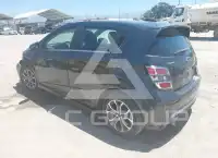 2018 Chevrolet Sonic фото