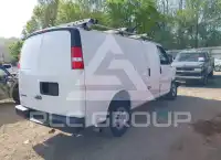 2018 Chevrolet Express фото