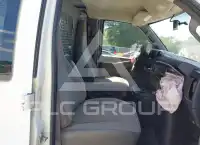 2018 Chevrolet Express фото