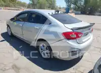 2018 Chevrolet Cruze photo
