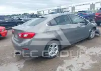 2018 Chevrolet Cruze photo