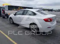 2018 Chevrolet Cruze photo