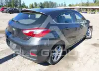 2018 Chevrolet Cruze photo