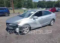2018 Chevrolet Cruze photo