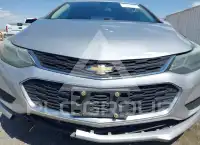 2018 Chevrolet Cruze photo
