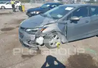 2018 Chevrolet Cruze photo