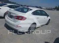 2018 Chevrolet Cruze фото