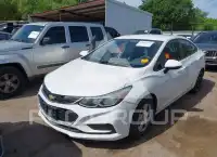 2018 Chevrolet Cruze photo