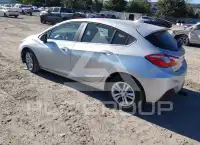 2018 Chevrolet Cruze photo