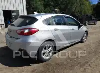 2018 Chevrolet Cruze photo