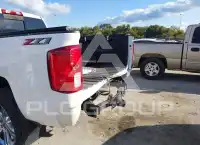 2018 Chevrolet Silverado фото