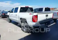 2018 Chevrolet Silverado photo