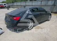 2018 Chevrolet Malibu photo