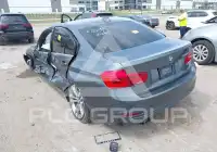 2018 BMW 330 photo