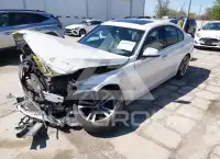 2018 BMW 330 фото