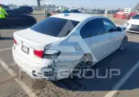 2018 BMW 330 фото