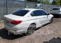 2018 BMW 530 photo