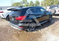 2018 BMW X1 photo