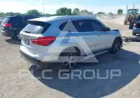2018 BMW X1 фото