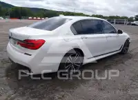 2018 BMW 750 photo