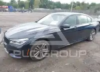 2018 BMW 750 фото