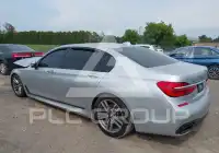 2018 BMW 750 фото