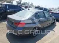 2018 BMW 330 photo